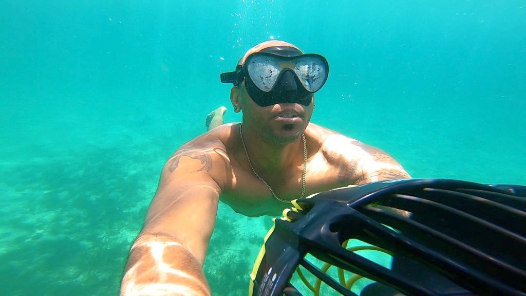 Snorkel with a sea scooter in Mallorca to explore the depths of the sea!