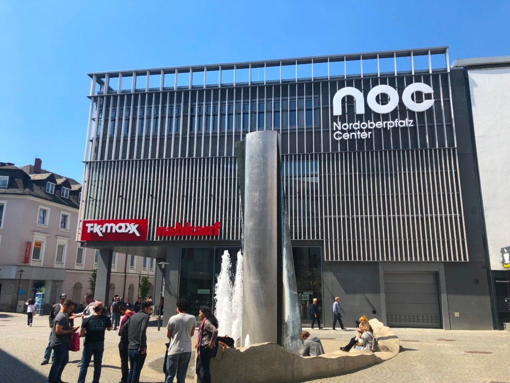 Front entrance to the Nordoberpfalz Center. This mall as a large amount of cafes and weiden restaurants inside