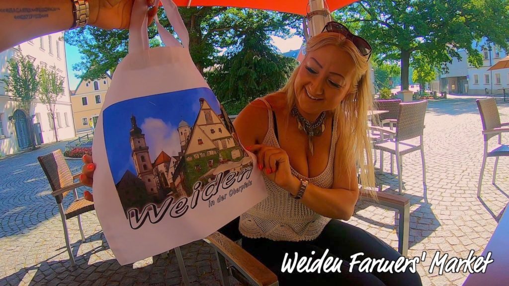 Local weiden woman receives a custom weiden shopping bag for the weiden farmers market